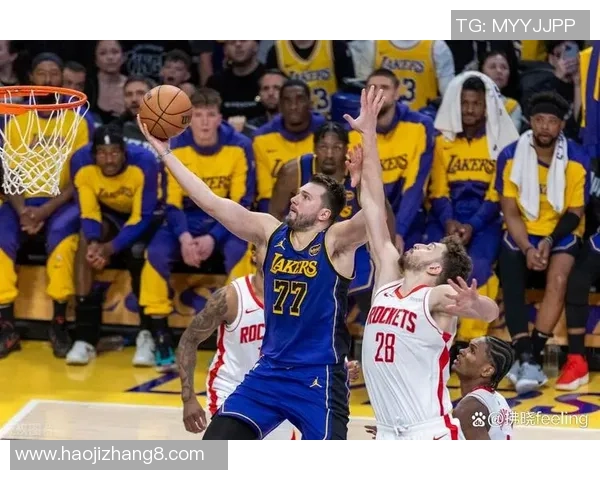 湖人队与火箭队季后赛对决回顾及精彩瞬间分析
